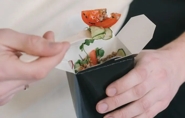 black takeaway boxes dubai